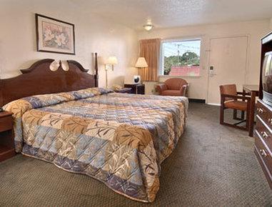 Super 8 By Wyndham Durham/university Area Nc 2* Durham
