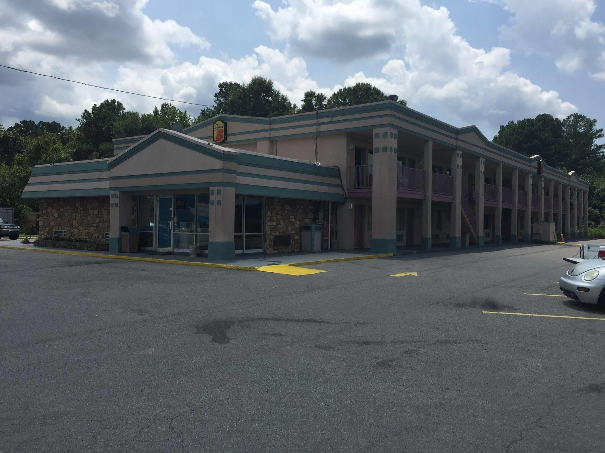 Super 8 By Wyndham Durham/university Area Nc Hotel Durham